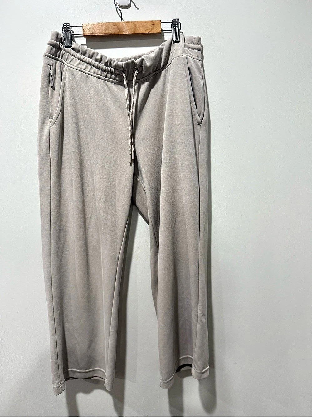 Athleta SEASOFT WIDE CROP PANT